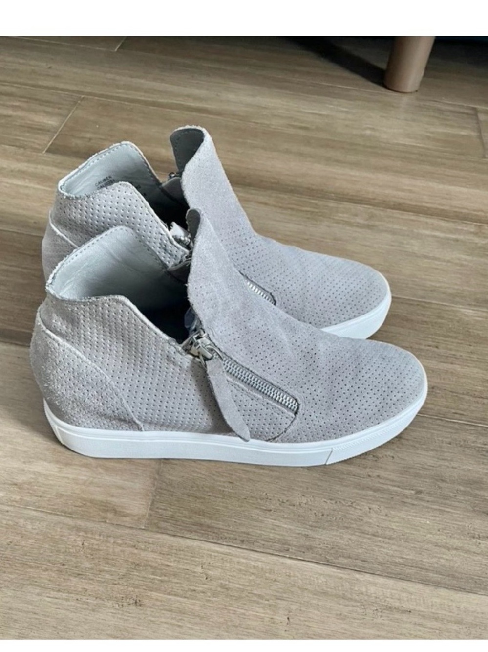 SM Suede Leather Wedge Sneakers  8M EUC